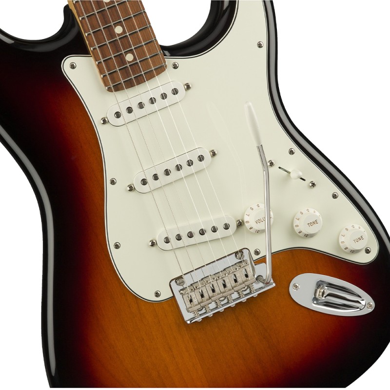 Електрическа китара Fender Player Stratocaster Pau Ferro FG, 3-Color Sunburst