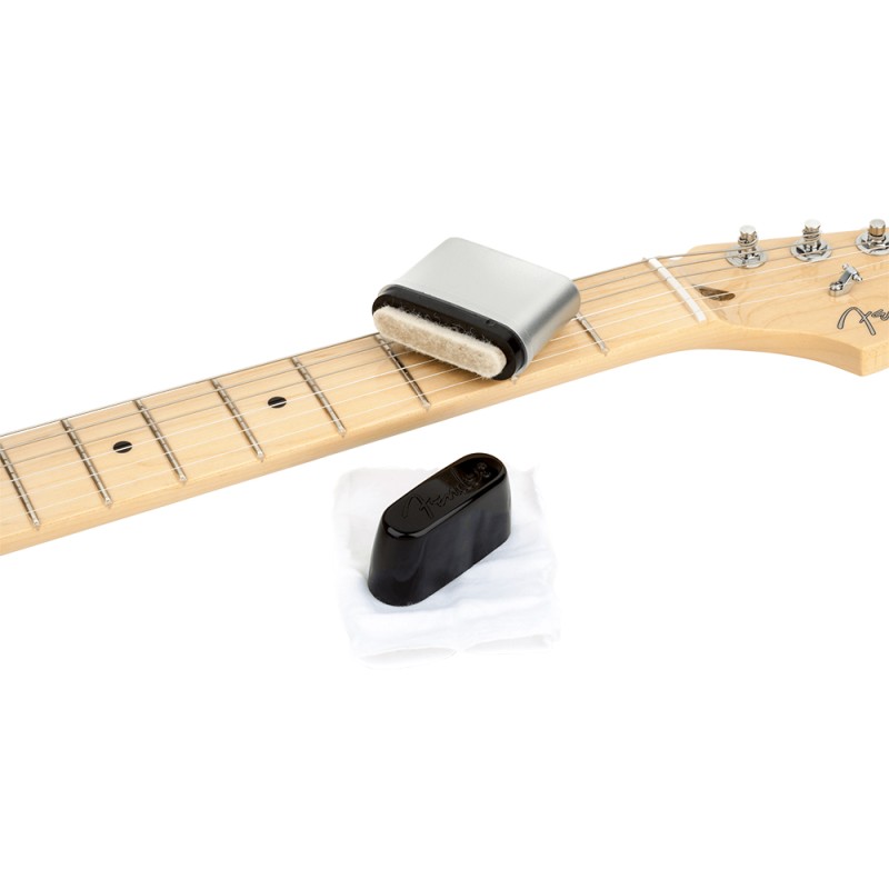 Препарат за почистване на китарни струни Fender Speed Slick Guitar String Cleaner