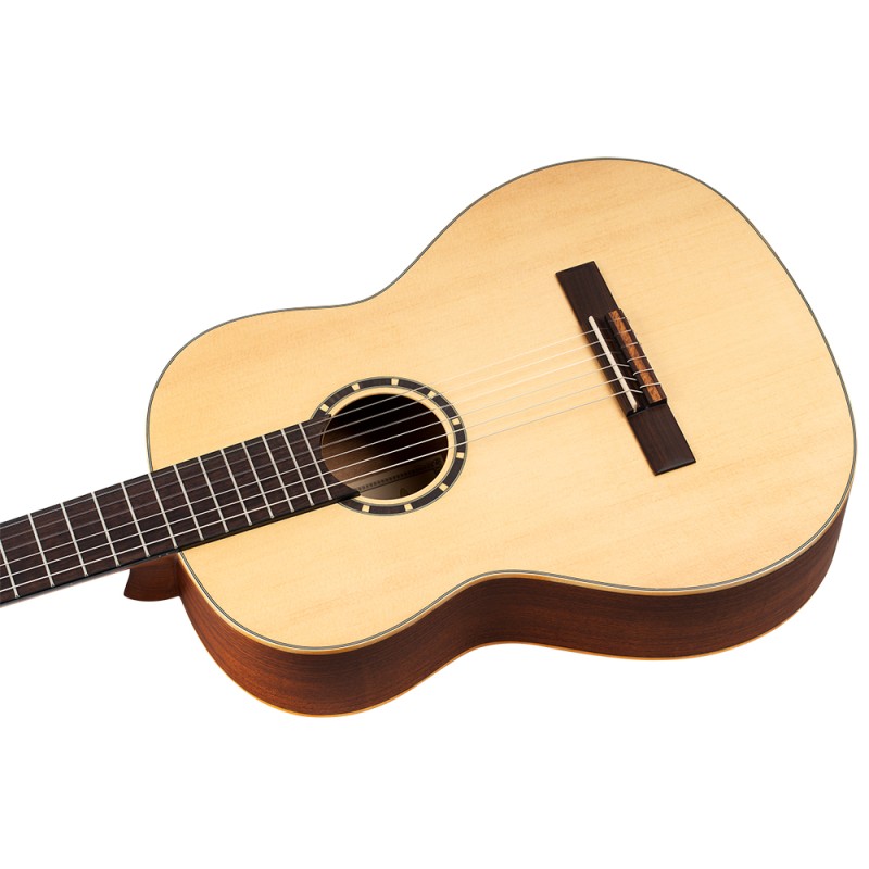 Класическа китара концертна Ortega R121