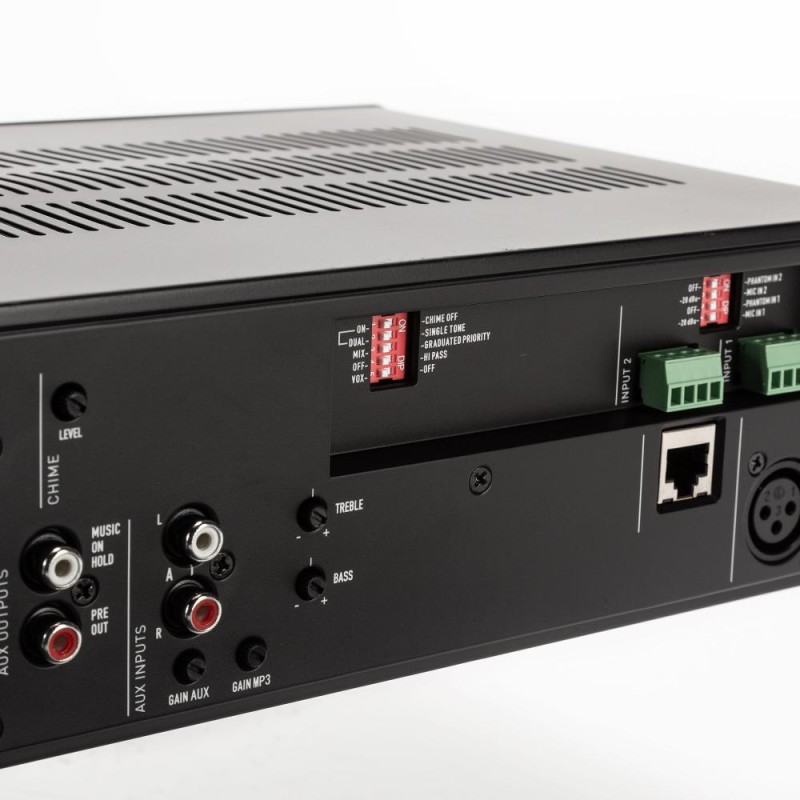 RCF ES 3080 Миксер с вграден усилвател